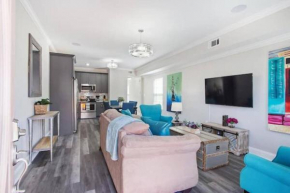 Vibrant 5BR close to Street Car